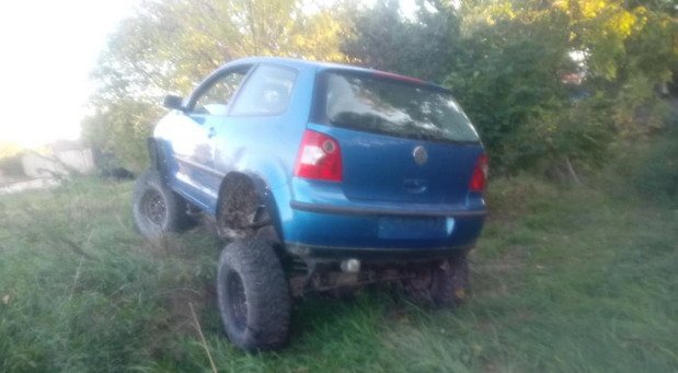 vw nissan 1.jpg, 49 KB