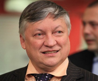 vw simultanka 11 anatolij karpov.jpg, 45 KB