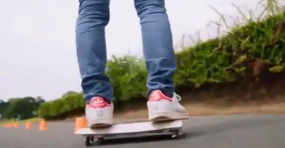 walkcar.jpg, 30 KB