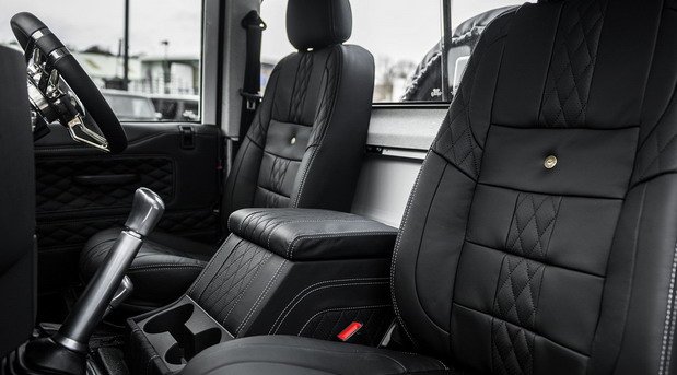 white Defender-5.jpg, 52 KB