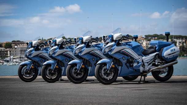 yamaha italijanska-policija.jpg, 67 KB