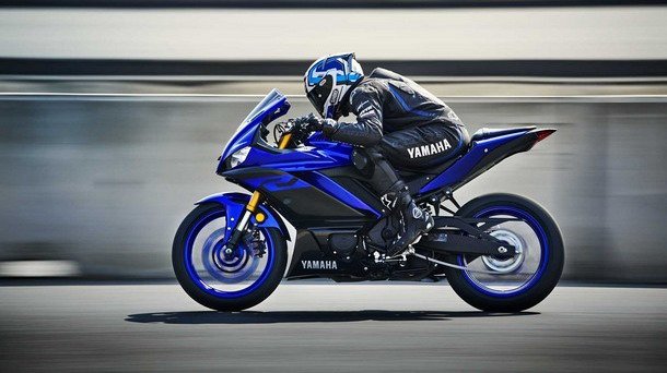 yamaha-R3-2.jpg, 57 KB
