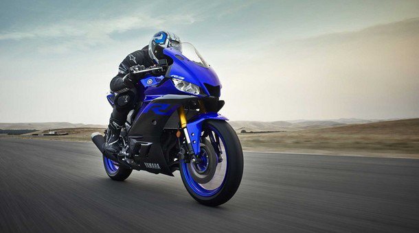 yamaha-R3-3.jpg, 42 KB