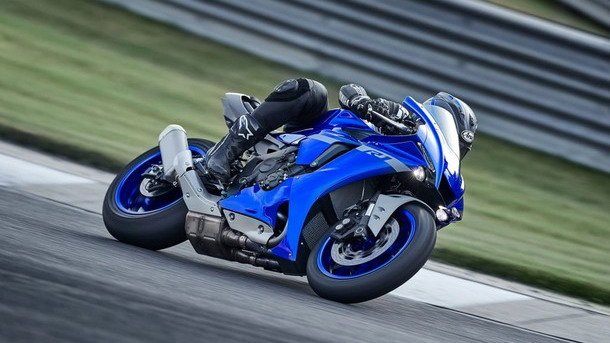 yamaha-r1-2.jpg, 62 KB