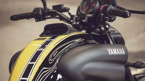 yamaha-vmax-60th-anniversary-4.jpg, 49 KB