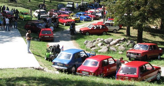 zastava 391111.jpg, 104 KB