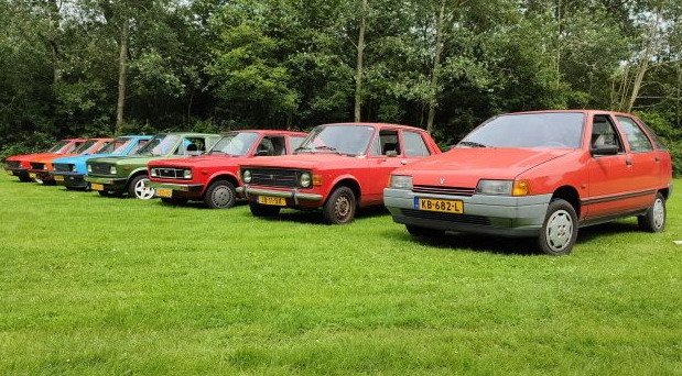 zastava h 1.jpg, 107 KB