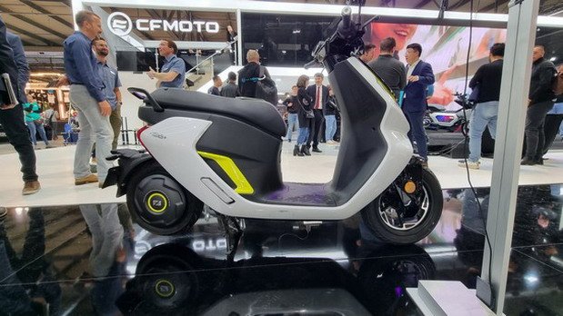 zeeho-ae6-eicma-2.jpg, 79 KB