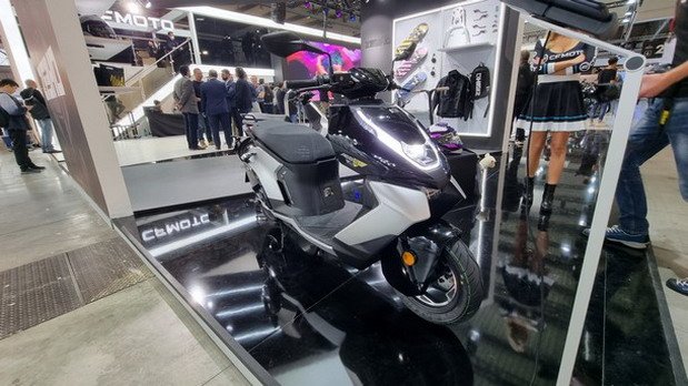 zeeho-ae8-s-eicma-1.jpg, 80 KB