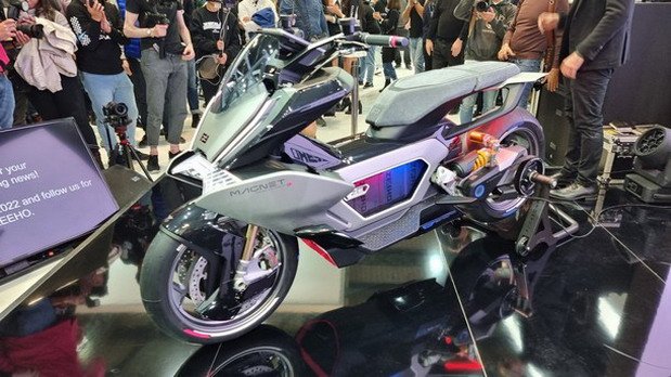 zeeho-magnet-eicma-3.jpg, 88 KB