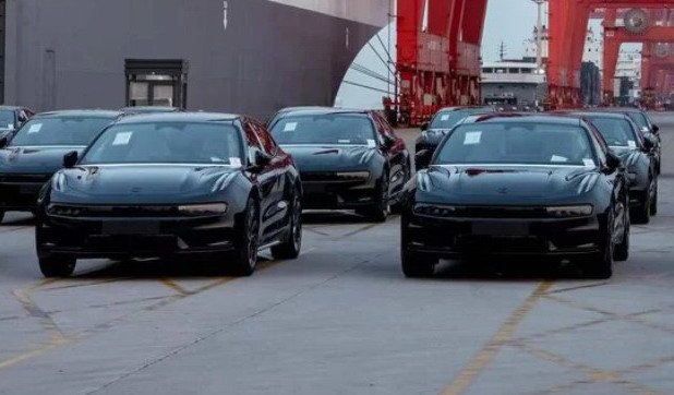 zeekr 033.jpg, 54 KB