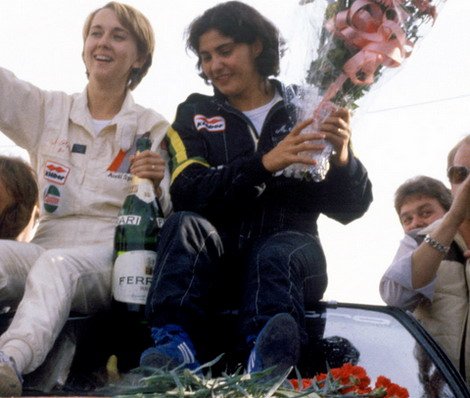 zene 1111 Fabrizia_Pons Michèle_Mouton.jpg, 54 KB