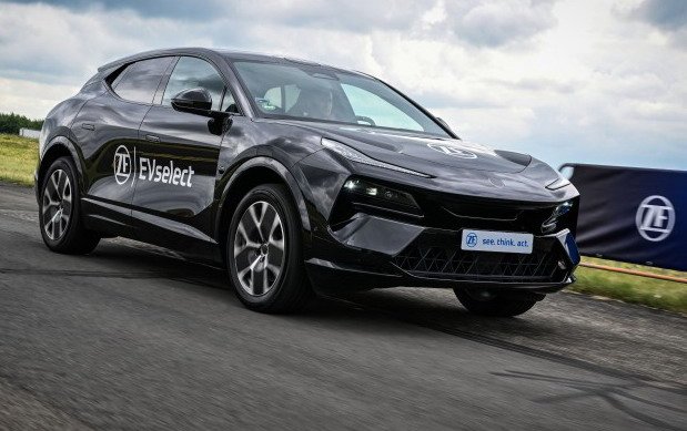 zf ev 12.jpg, 66 KB