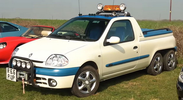 Renault Clio 6x2