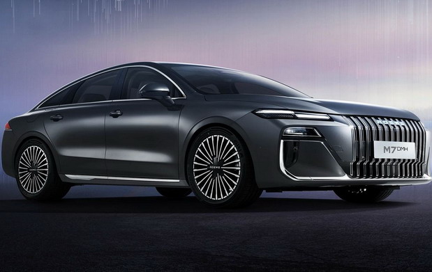Roewe M7 DMH
