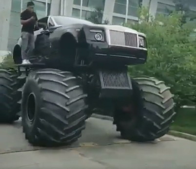 Rolls-Royce Phantom Drophead Coupe Monster Truck