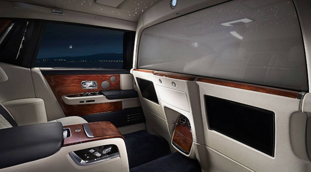 Rolls-Royce Phantom Privacy Suite Rolls-Royce Phantom Privacy Suite