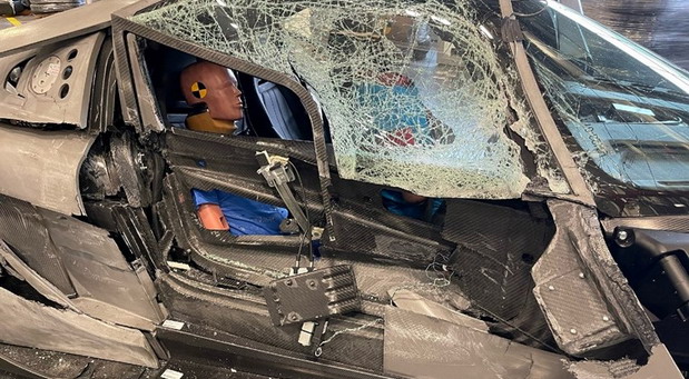 Crash test Crash test