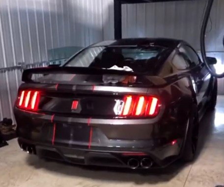 Shelby GT350R