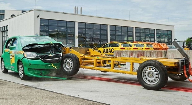 ADAC crash test ADAC crash test