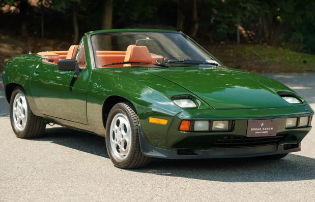 Straman Porsche 928 Cabrio