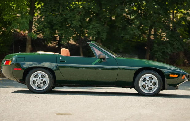 Straman Porsche 928 Cabrio