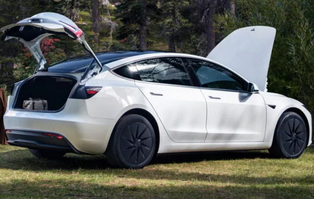 Tesla Model 3 Tesla Model 3