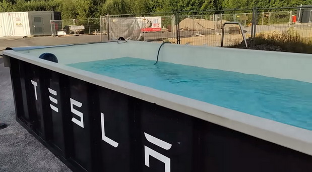 Tesla bazen Tesla bazen