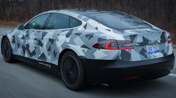Tesla Model S 