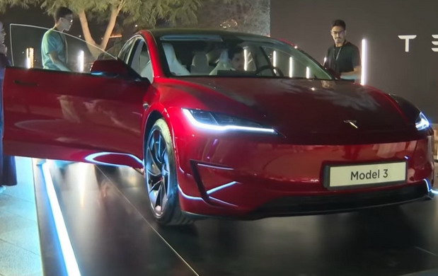 Tesla salon