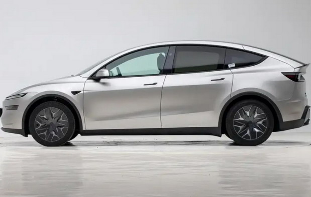 Tesla Model Y L