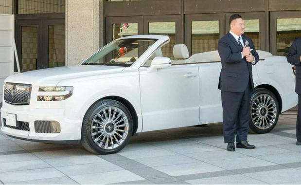 Toyota Century SUV Cabrio