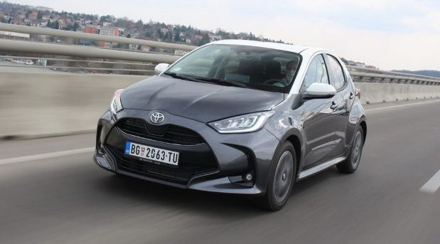 Toyota Yaris 1,5 VVT-iE Sport Toyota Yaris 1,5 VVT-iE Sport