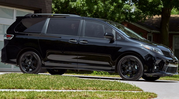 Toyota Sienna Nightshade Edition