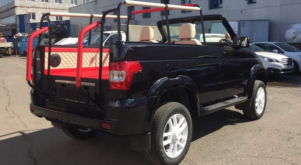 uaz cabriolet