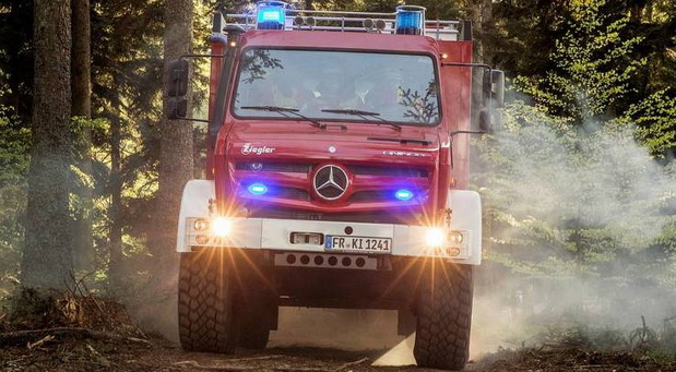 Mercedes-Benz Unimog