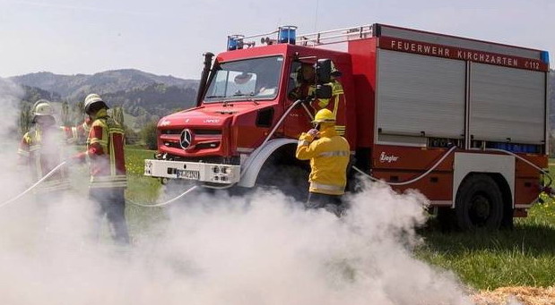 Mercedes-Benz Unimog Mercedes-Benz Unimog