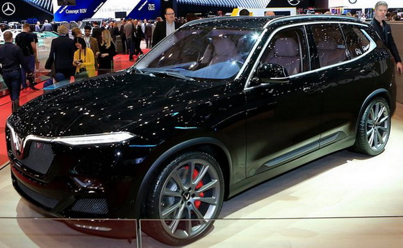Vinfast Lux V8