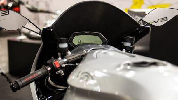VINS EV-01 VINS EV-01