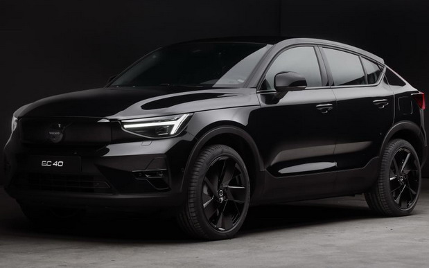 Volvo EC40 Black Edition