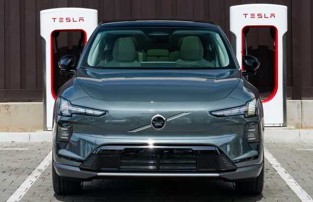 Vovlo Tesla punjenje