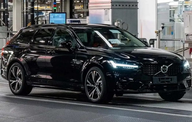 Volvo V90