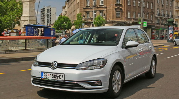 Volkswagen Golf 1,0 TSI Volkswagen Golf 1,0 TSI