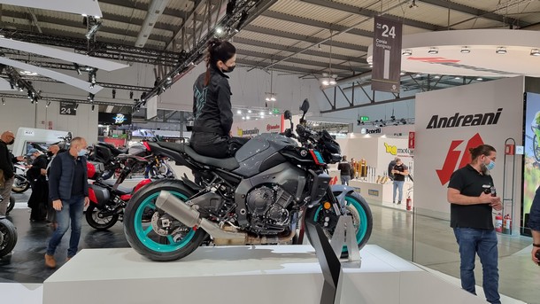 Yamaha MT-10 Yamaha MT-10